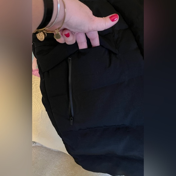 NWT!🍒LULULEMON IN A FLURRY PARKA sz 12 BLACK 550-Fill Jacket Brave Wunder Puff - Picture 7 of 15